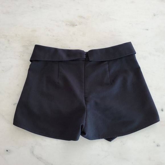 ZARA Black Skorts - Picture 2 of 9